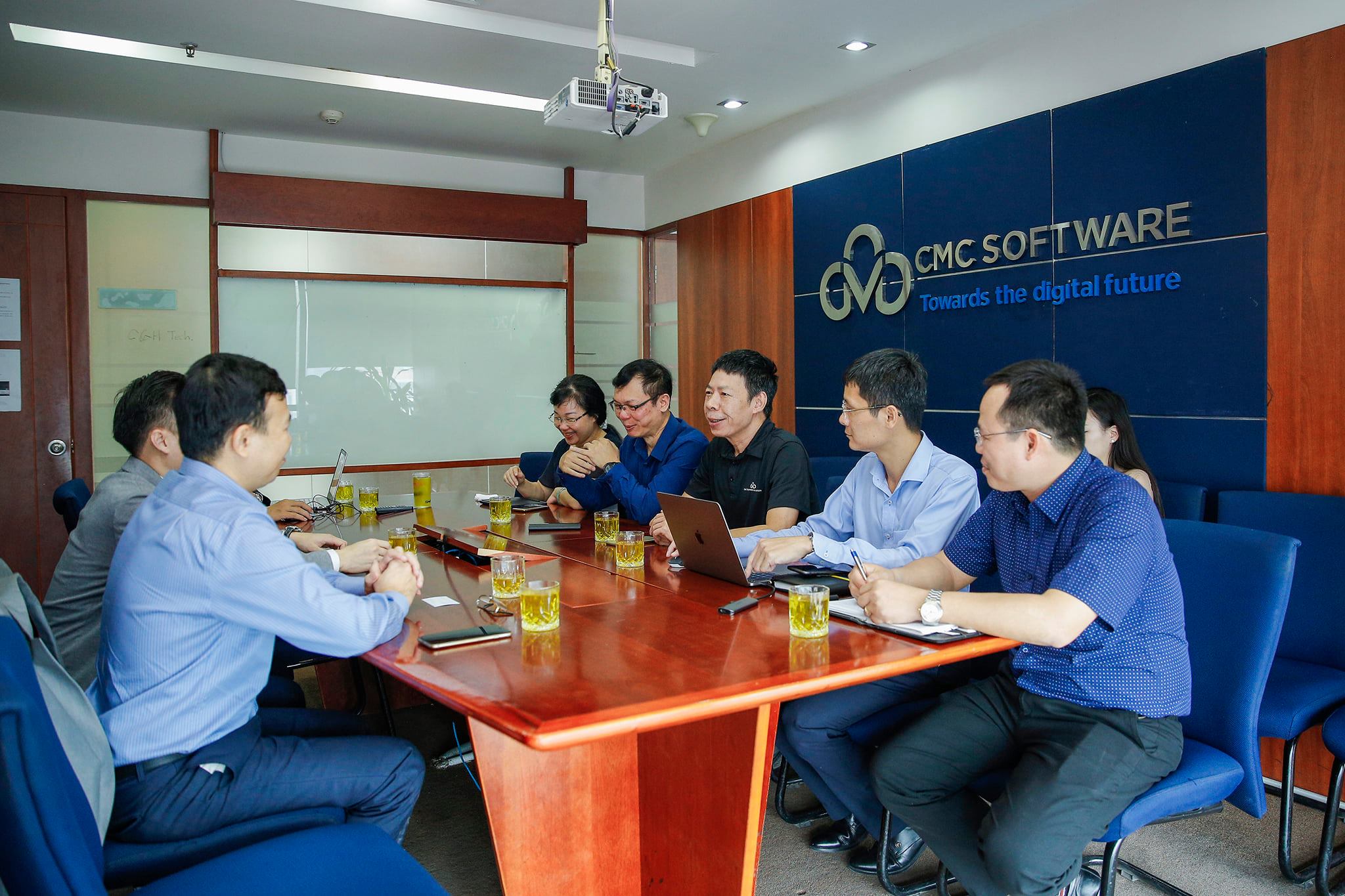 CMC TS đón đoàn công tác Trung tâm Chứng thực điện tử quốc gia thuộc Bộ Thông tin & Truyền thông tới thăm và làm việc